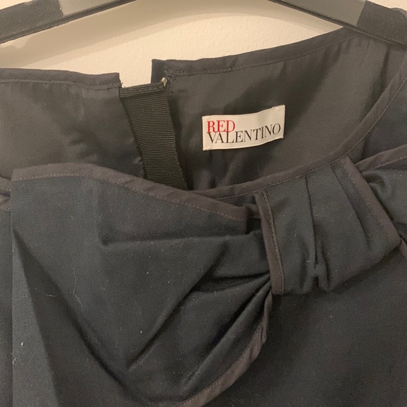 Beautiful Red Valentino dress - Picture 2 of 5